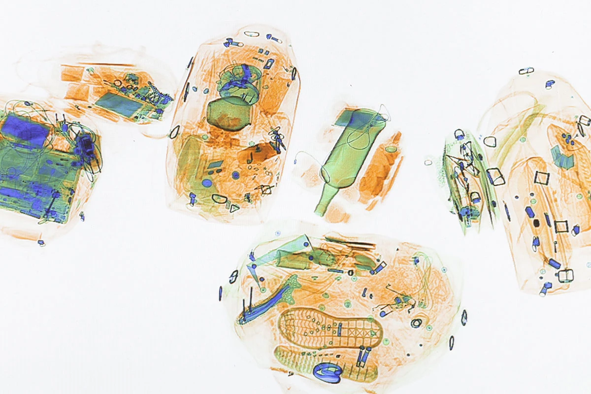 Алкоголь должен быть упакован в запечатанный и опломбированный пластиковый пакет