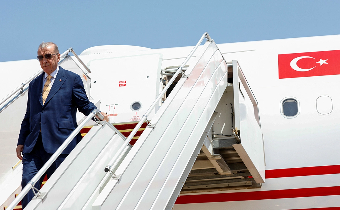 Thaier Al-Sudani / Reuters