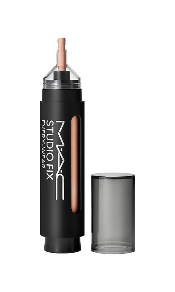 Консилер для лица Studio Fix Every-Wear All-Over Face Pen, оттенок N1, MAC, 3790 руб. (ЦУМ)