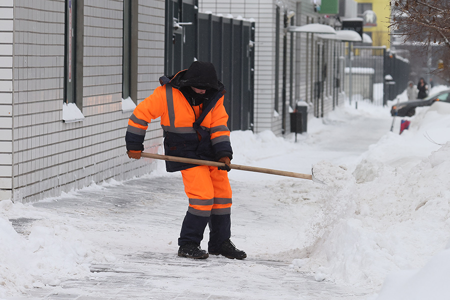За ночь и утро 27 января выпало 11&nbsp;мм снега&nbsp;&mdash; ⅕ месячной нормы, сообщил ведущий специалист центра погоды &laquo;Фобос&raquo; Евгений Тишковец.