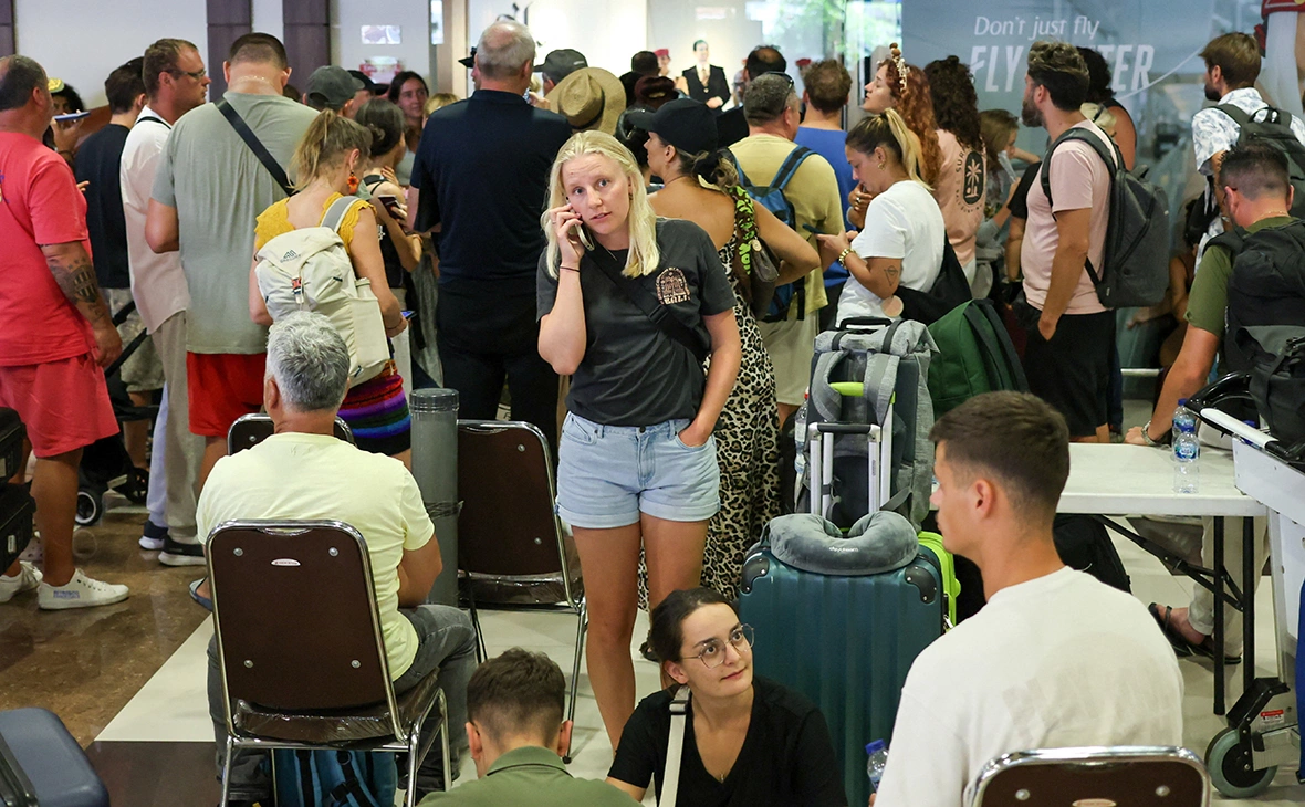 Johannes P. Christo / Reuters