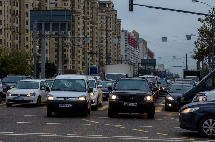 В Москве перекрыли Мичуринский проспект ради нового метро 