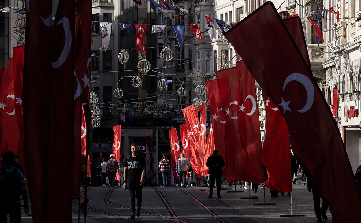 Umit Bektas / Reuters