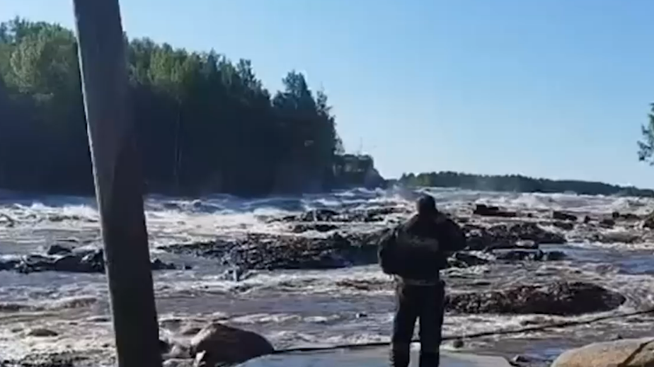 СК возбудил уголовное дело о размыве дамбы на Беломорканале