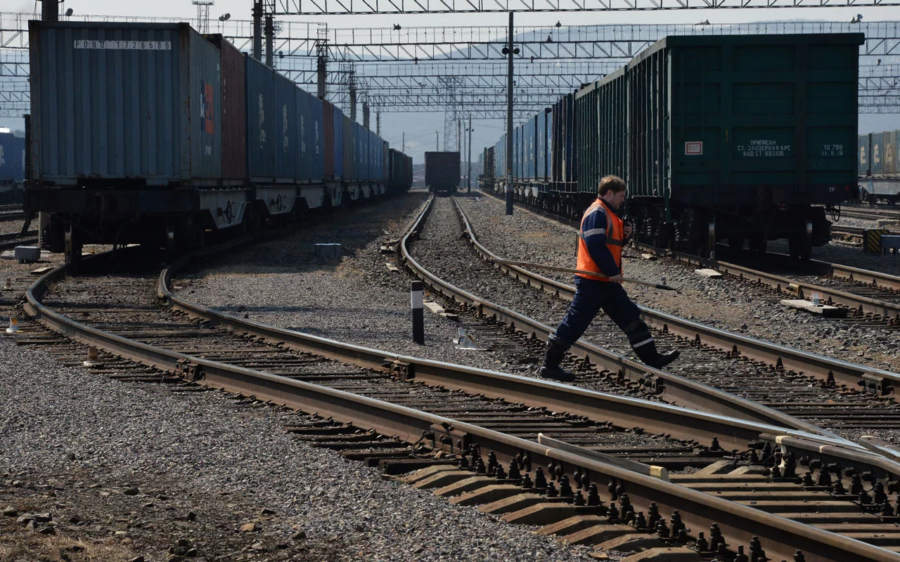 Перевозки контейнеров по сети РЖД выросли на 4,6% за восемь месяцев