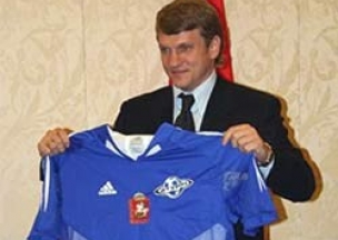 Есипов подписал контракт с "Сатурном"