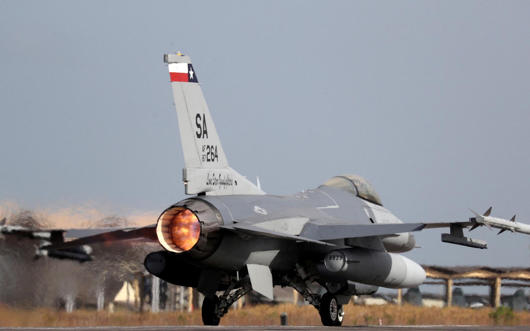 Politico узнало о поддержке в Пентагоне отправки F-16 Украине