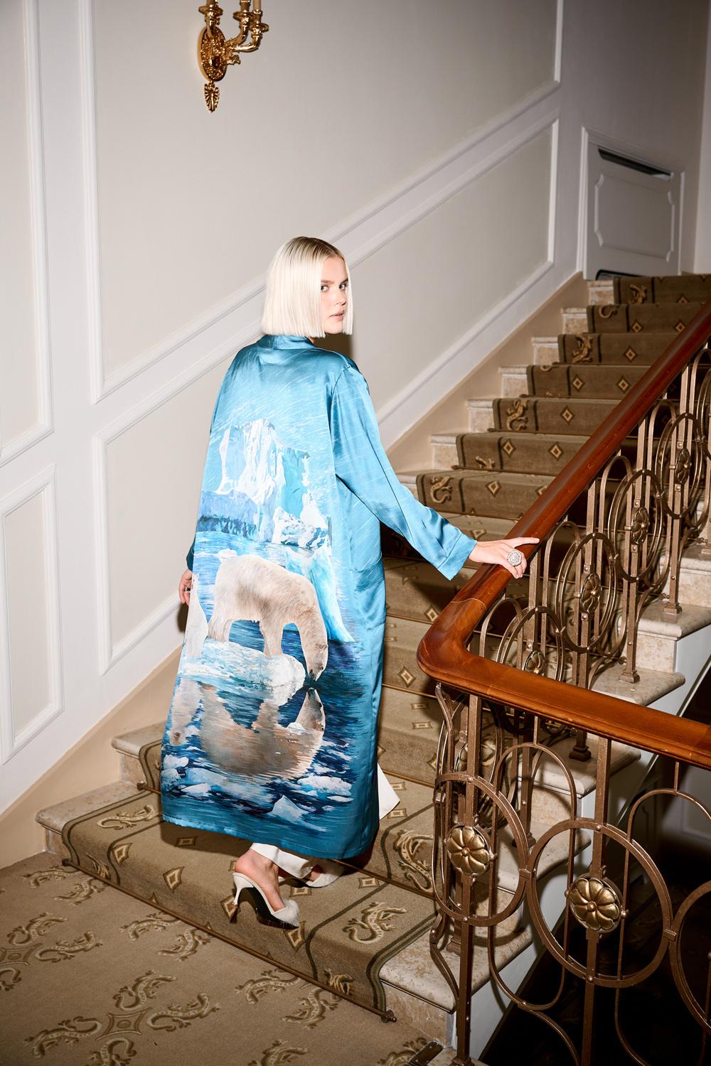 Костюмы и платья-халаты из натурального шелка с авторскими принтами,&nbsp;Sage Journey