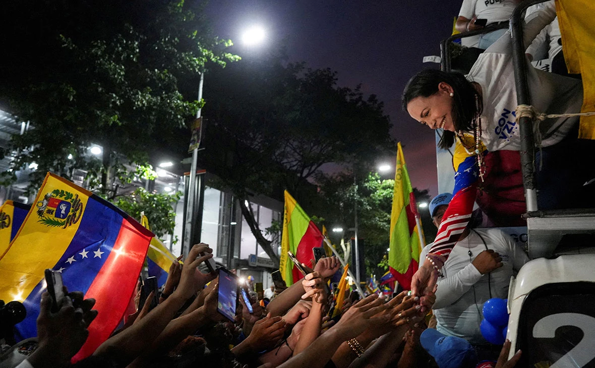 Alexandre Meneghini / Reuters