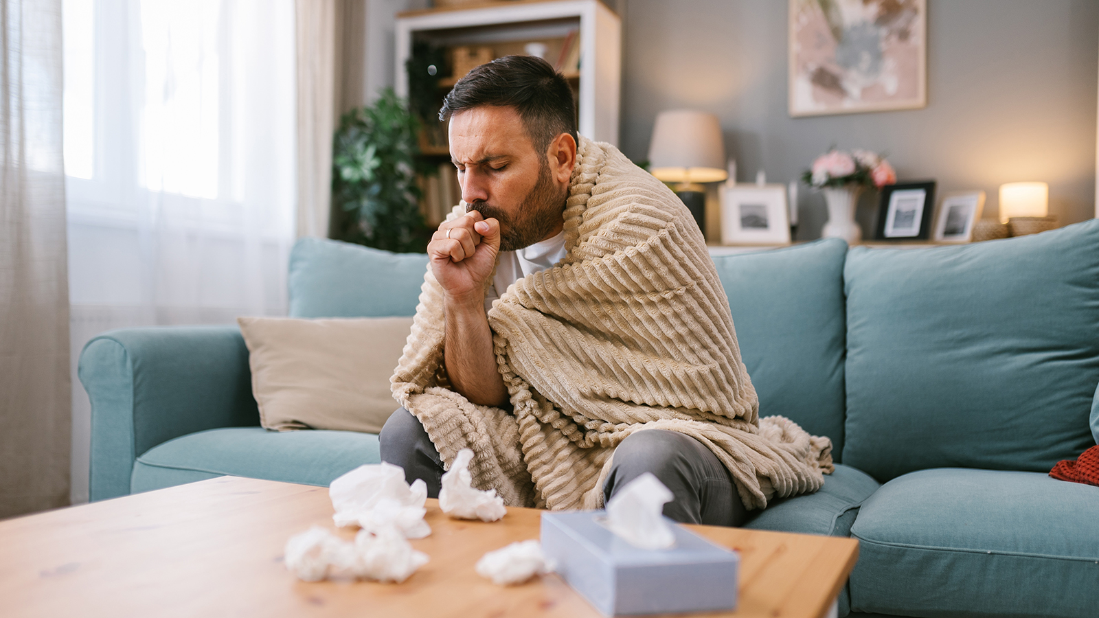 Больничный лист, или листок нетрудоспособности, — это медицинский документ, который подтверждает, что человек краткосрочно не может работать