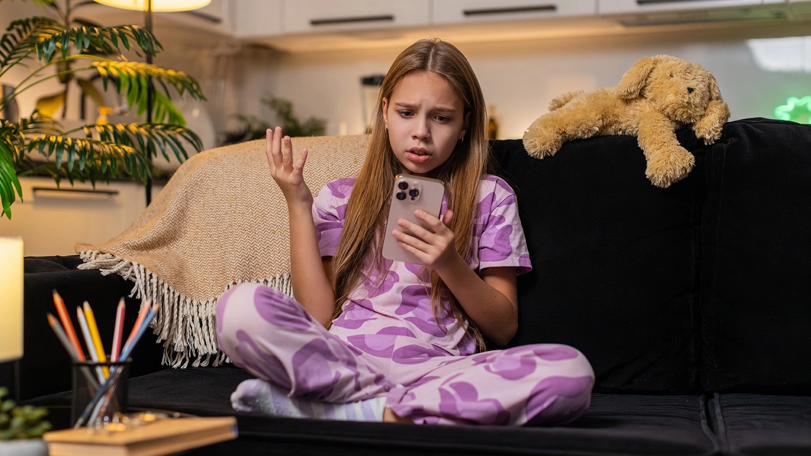 Сколько часов в день дети проводят в онлайне. Вот что они там смотрят