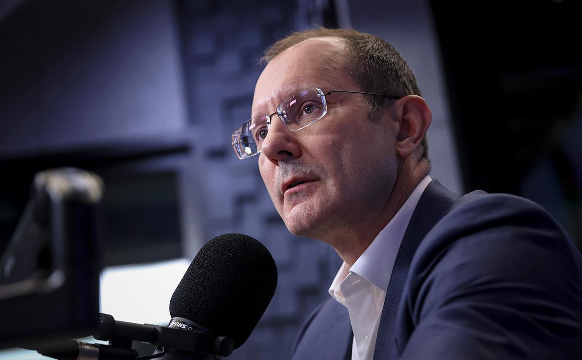 Владимир Чистюхин — РБК: «Кто не легализуется, должны будут уйти»