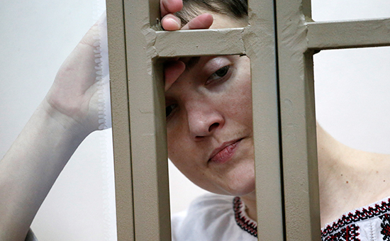 Украинская военнослужащая Надежда Савченко в&nbsp;Донецком городском суде, февраль 2016 года


