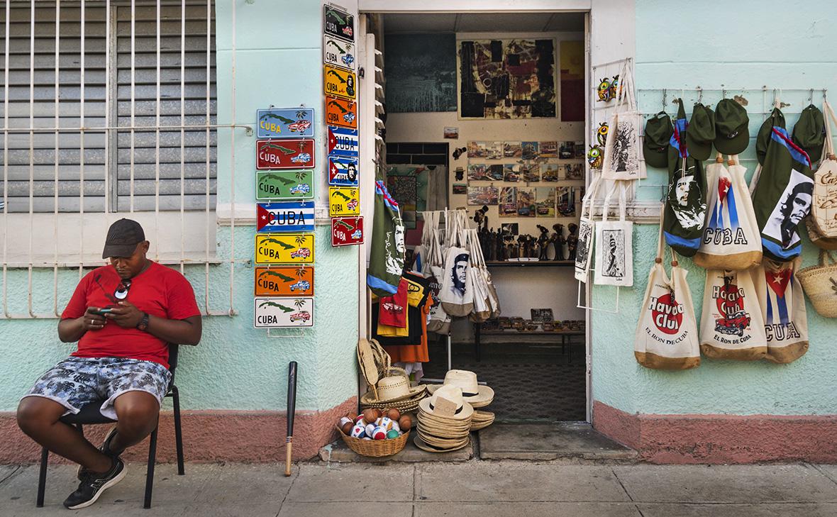 Сьенфуэгос, Куба