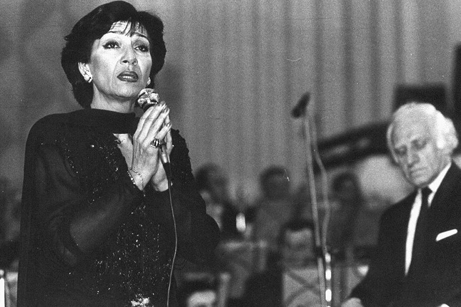 Нани Брегвадзе во время выступления