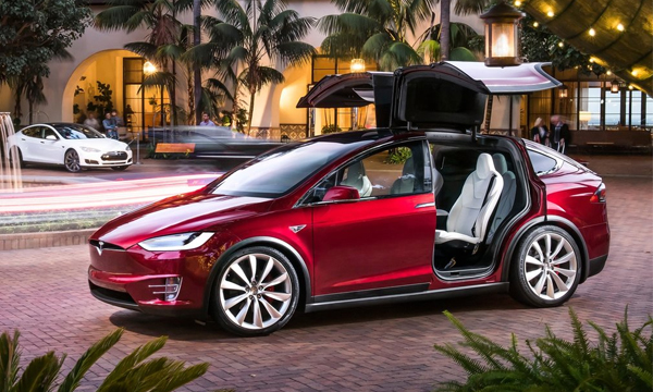 Кроссоверу Tesla Model X увеличили запас хода
