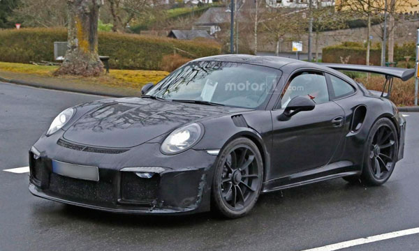 Porsche вывела на тесты сверхмощную версию 911 GT3 RS