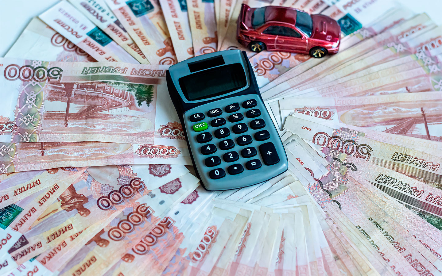 «Остановят выдачу». Как повышение ставки ЦБ до 20% повлияет на авторынок
