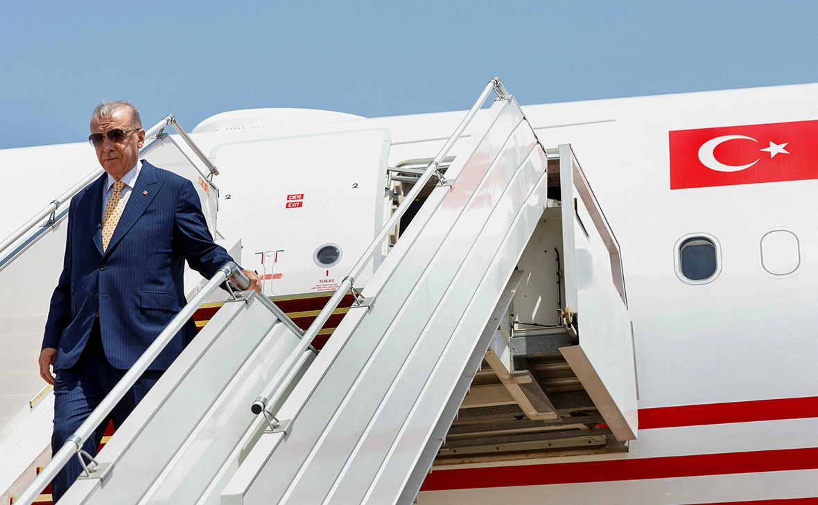 Thaier Al-Sudani / Reuters