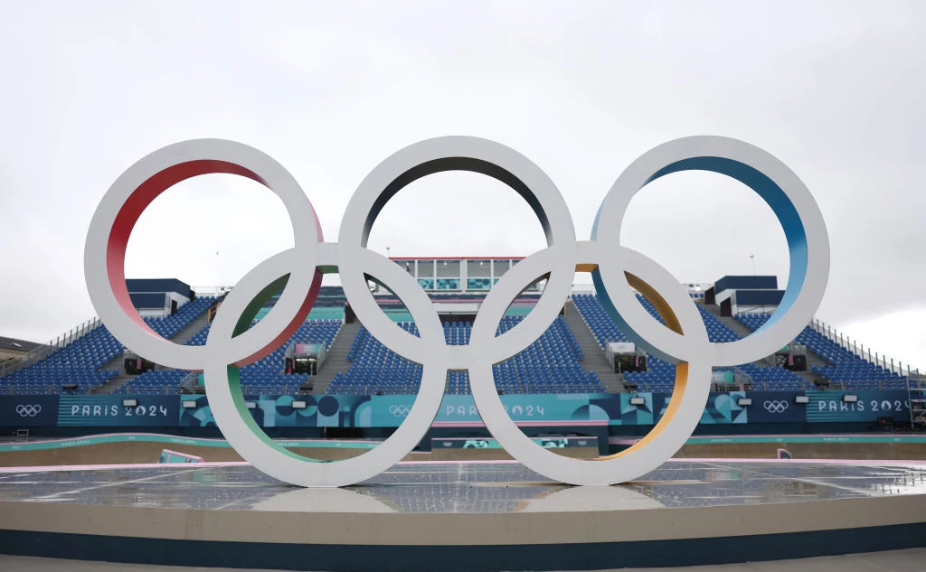 Julian Finney / Getty Images