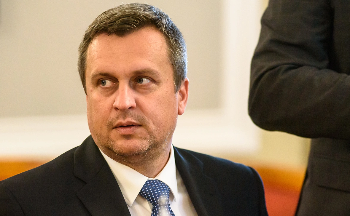 Gints Ivuskans / Shutterstock