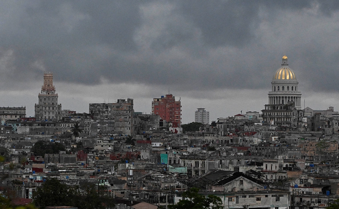 Norlys Perez / Reuters