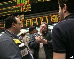 СМИ: Фондовый рынок пережил "черную пятницу"