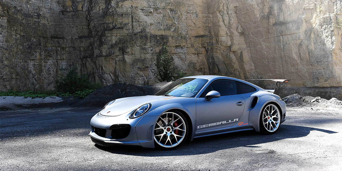 Ателье Gemballa продолжает дорабатывать Porsche. В Лас-Вегас немецкая компания привезла GT Concept на базе модели 911. Отдача оппозитного мотора объемом 3,8 л увеличилась на 288 л.с. и 292 Нм, в результате он развивает 828 л.с. и 952 ньютон-метров. До &laquo;сотни&raquo; Gemballa GT Concept разгоняется всего за 2,38 с, а максимальная скорость выросла с 320 до 360&nbsp;км в час.