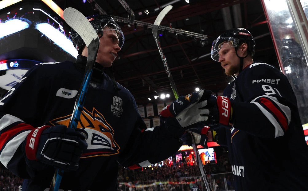 Кузьмин Юрий / КХЛ