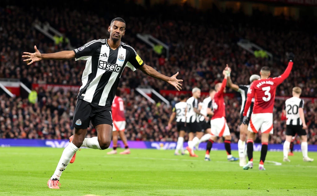 Carl Recine / Getty Images