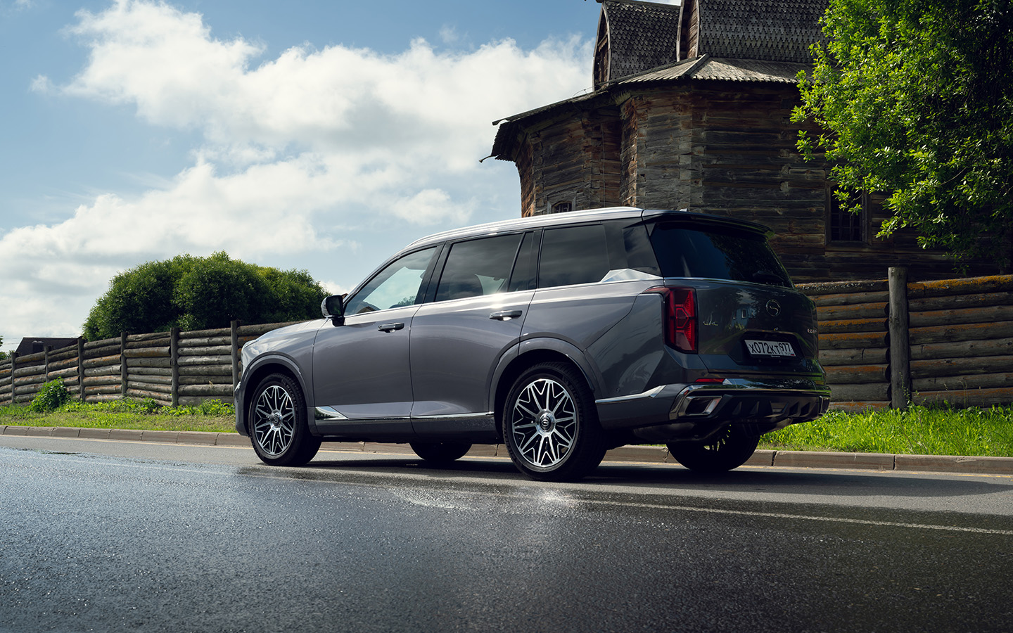 GAC GS8 Dragon HEV