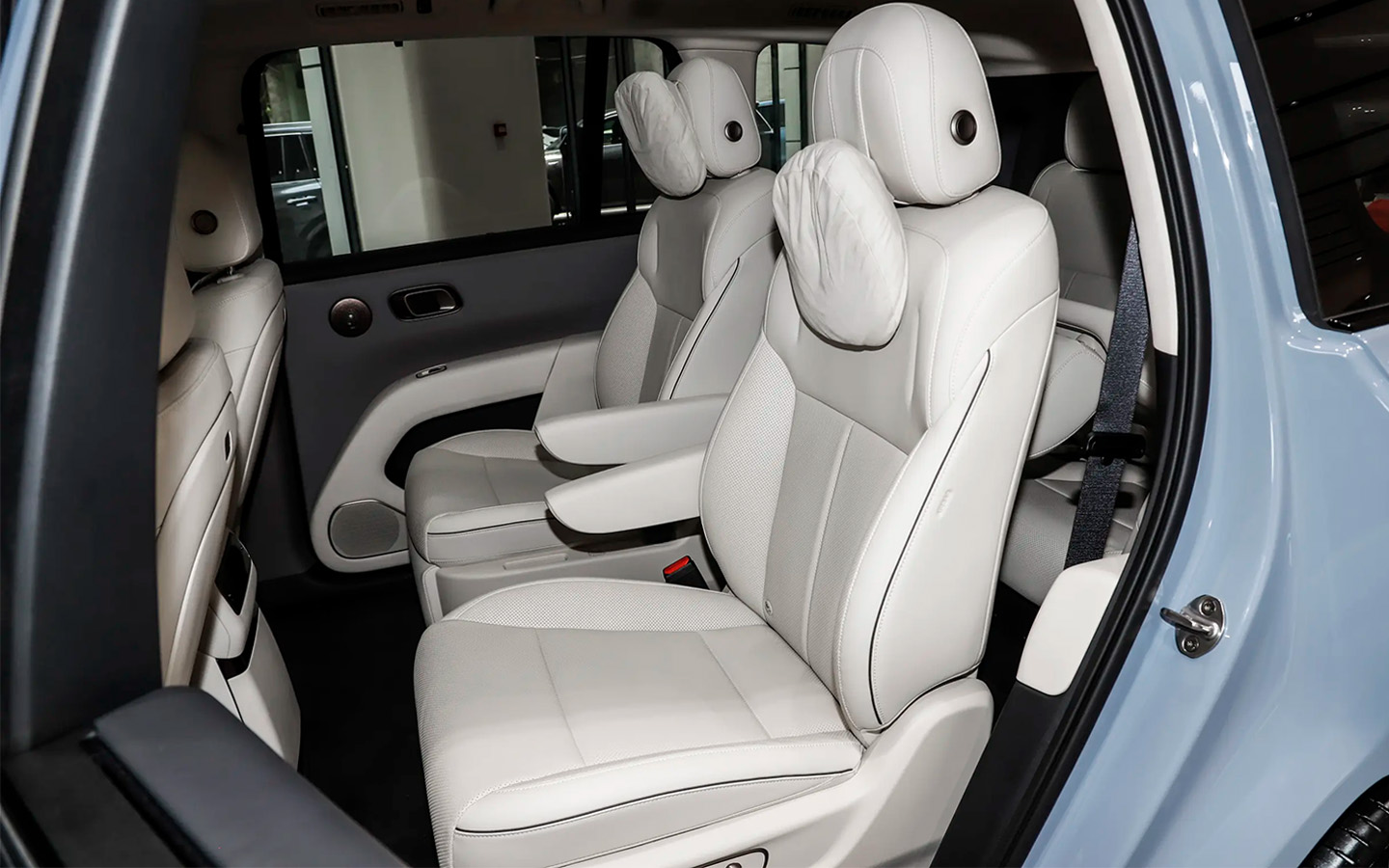 Lixiang i8