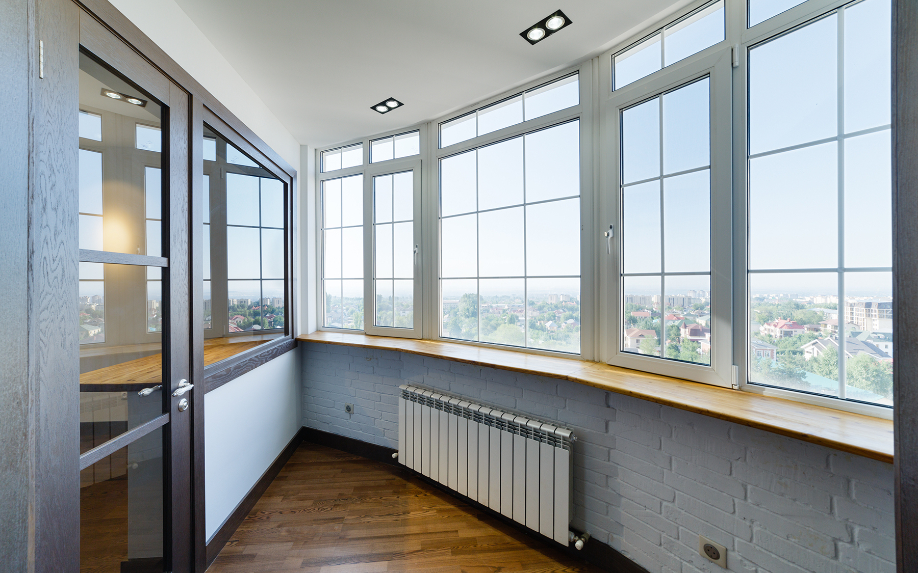 Особенности внутреннего и наружного утепления балкона