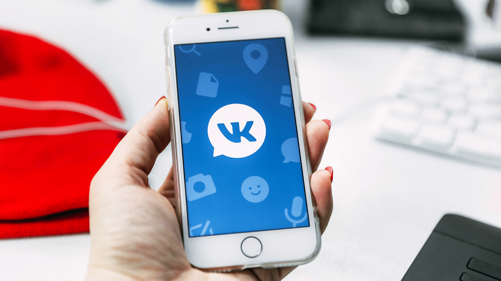 Как удалить сообщество или группу в ВК с телефона и компьютера