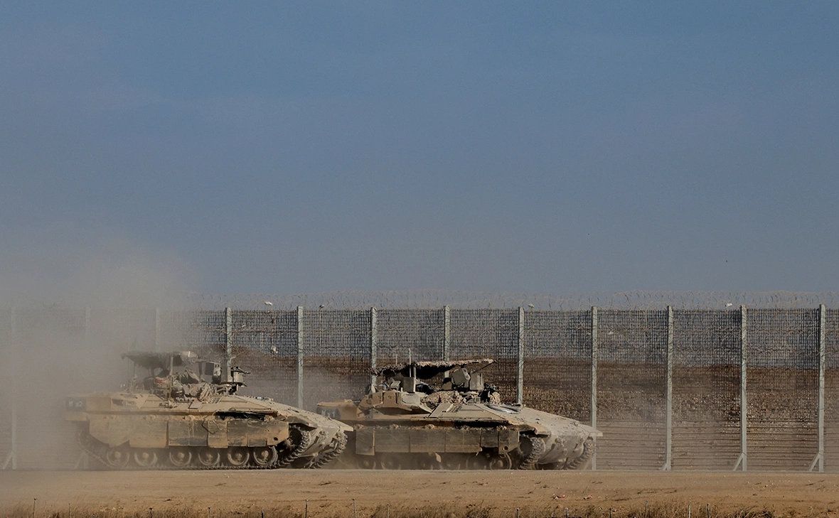 Shir Torem / Reuters