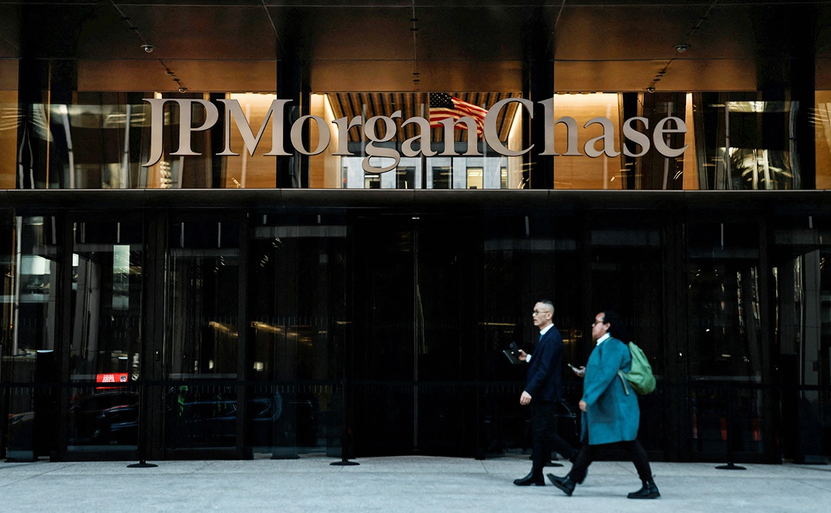 Eduardo Munoz / Reuters