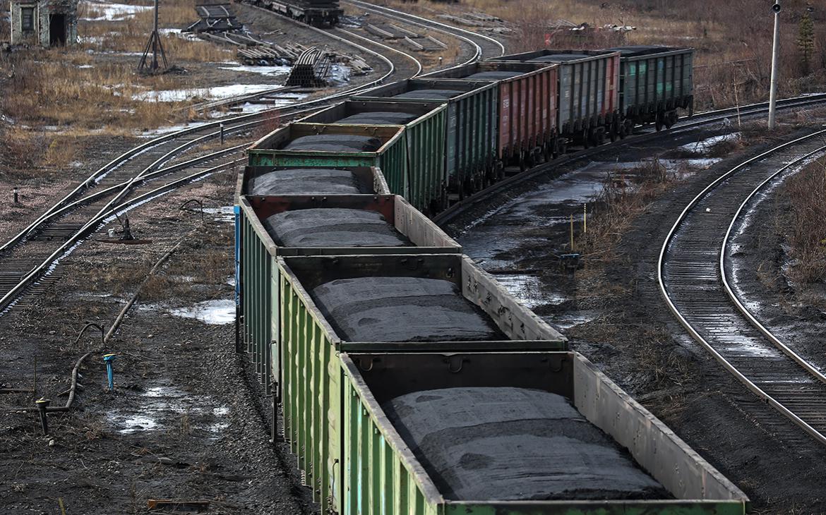 Bloomberg узнал о предложении ЕК ослабить санкции против российского угля
