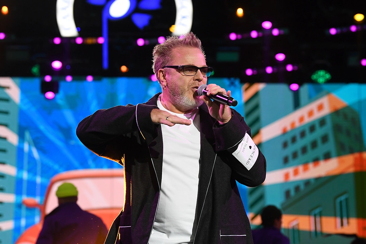 Владимир Пресняков выступает на гала-концерте открытия XXXII Международного фестиваля искусств «Славянский базар». 13 июля 2023 года