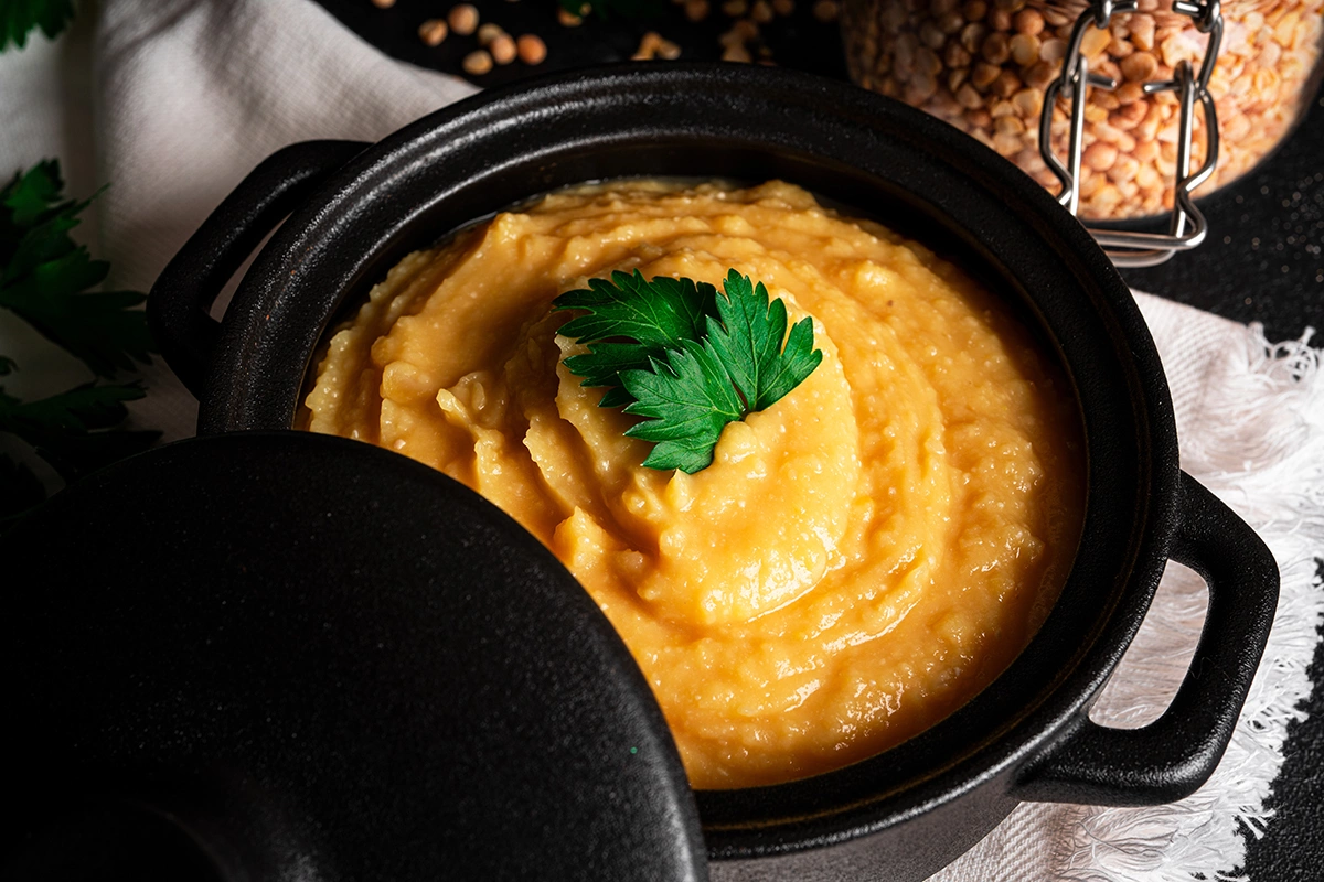 Без замачивания можно приготовить дробленый горох, гороховые хлопья и горох в пакетах для варки