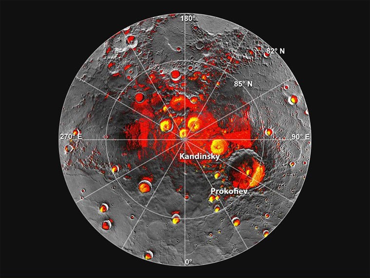 Межпланетная станция MESSENGER обнаружила лед в кратерах Меркурия