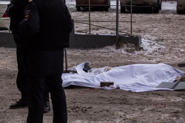 Названы причины самоубийств в Тюменской области