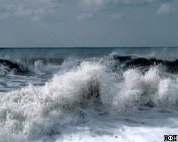 В Карском море терпят бедствие два судна