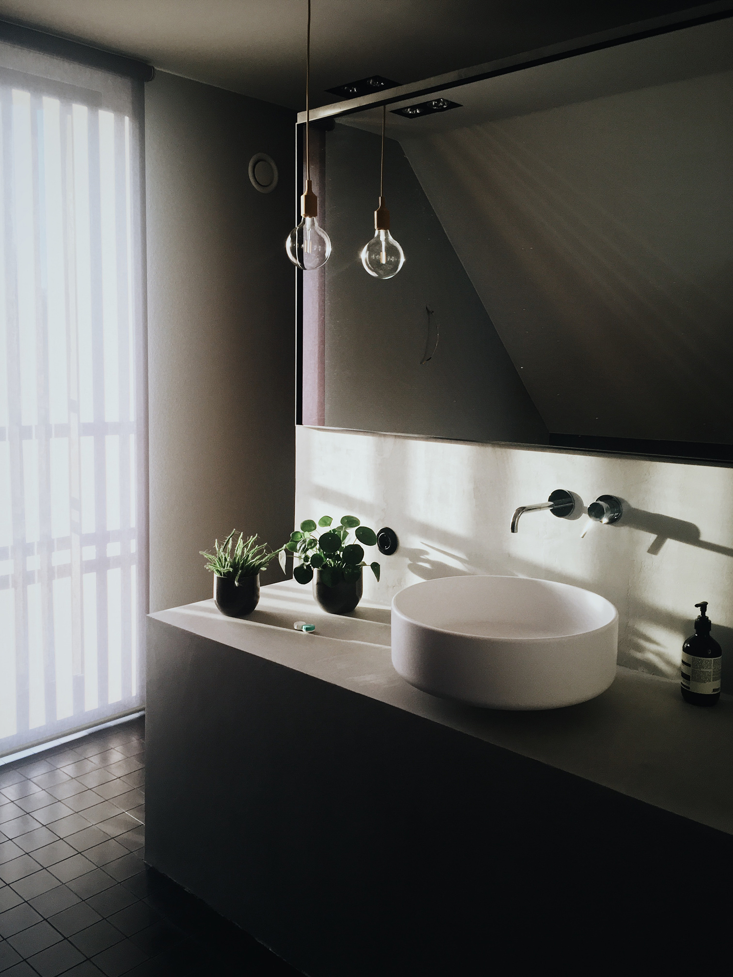 6 самых нужных советов для удобного и красивого освещения ванной комнаты