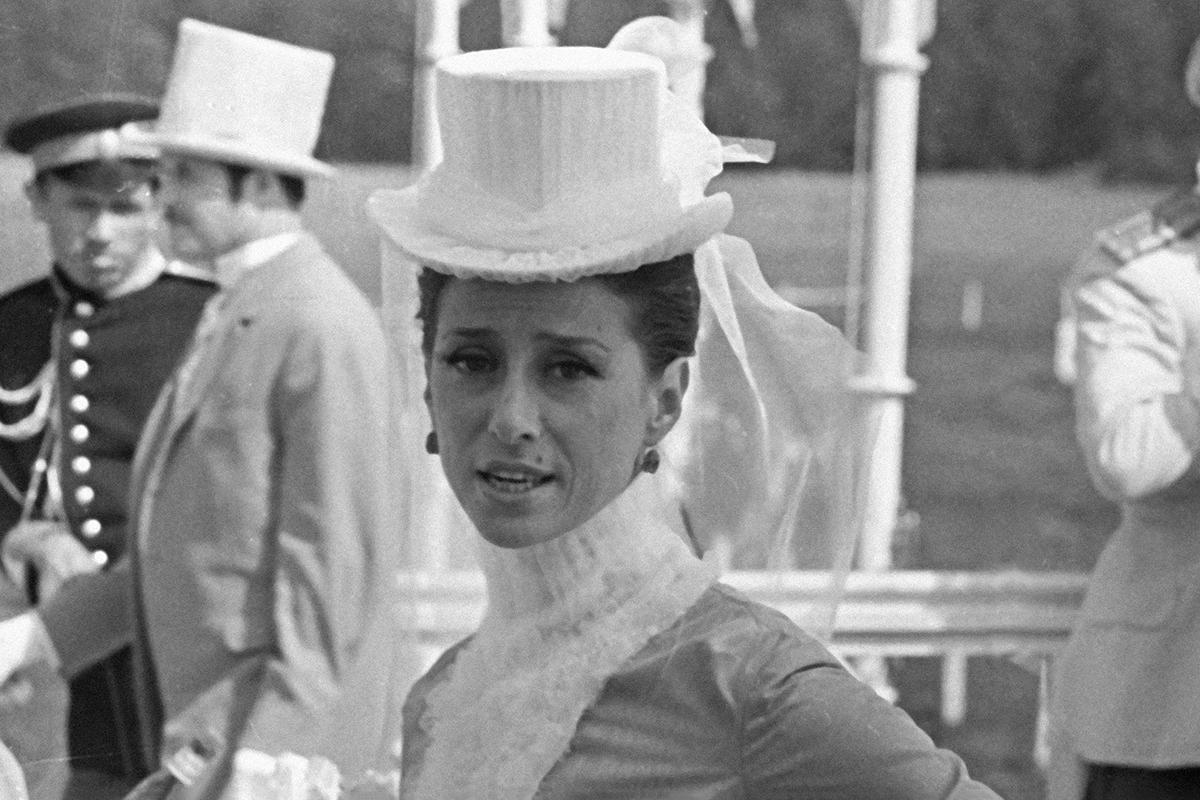 Майя Плисецкая в роли Бетси в фильме Александра Зархи «Анна Каренина», 1966 год