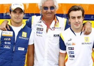 Алонсо продлил соглашение с Renault