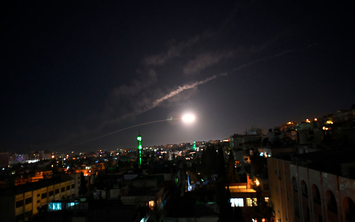 SANA сообщило об отражении сирийскими ПВО ракетных ударов Израиля