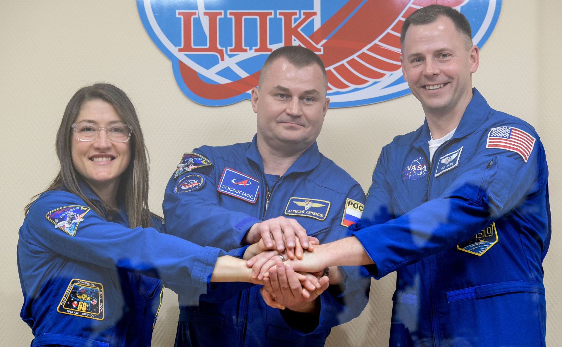 Космонавты&nbsp;​Кристина Кох из НАСА, Алексей Овчинин из Роскосмоса и Ник Хейг из НАСА