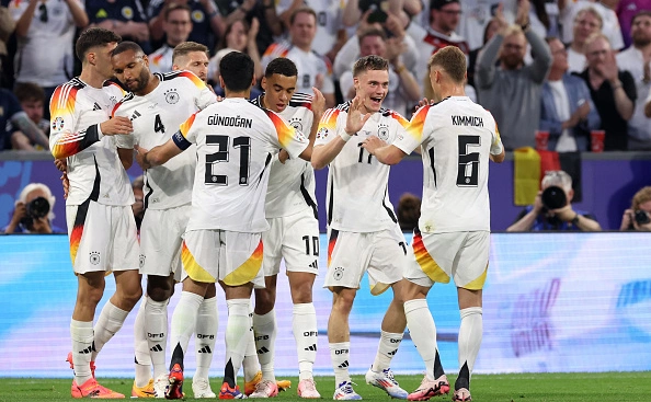 Alexander Hassenstein/Getty Images