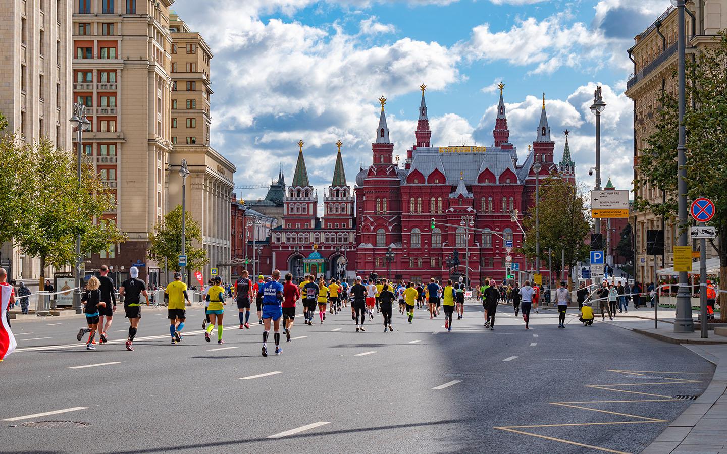 Какие улицы перекроют в Москве 27 сентября из-за марафона. Карта и список