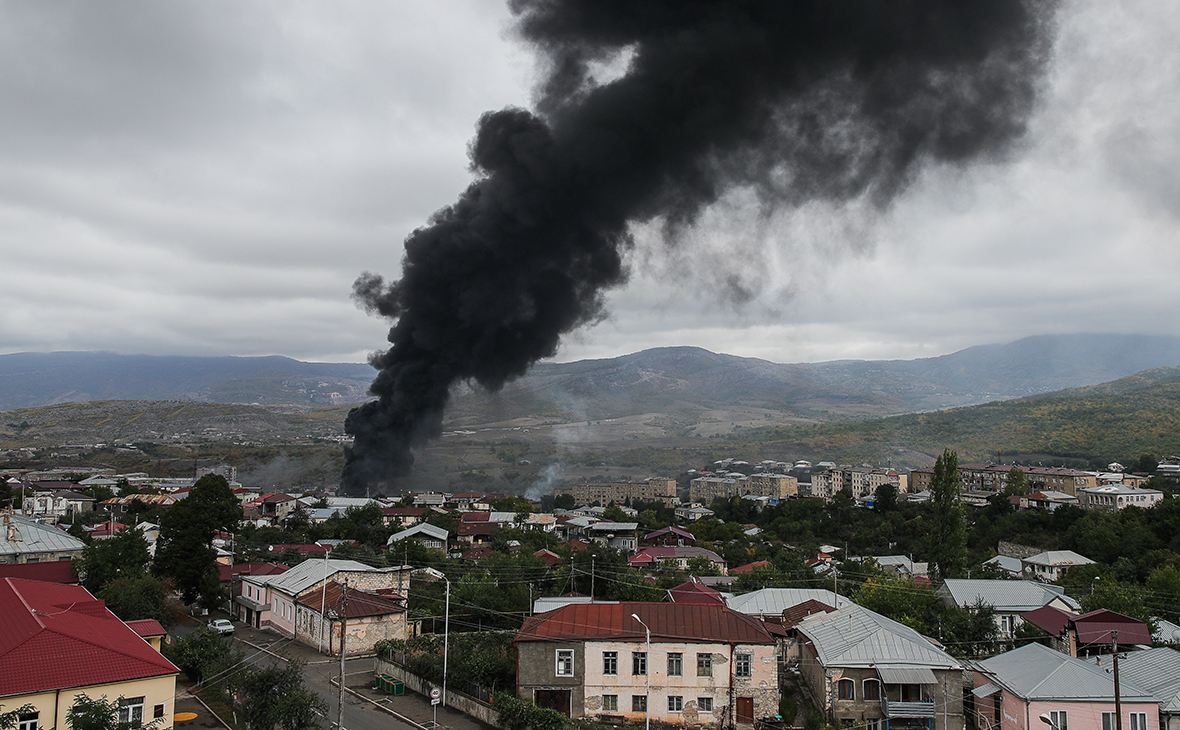 Последствия обстрела города Степанакерт